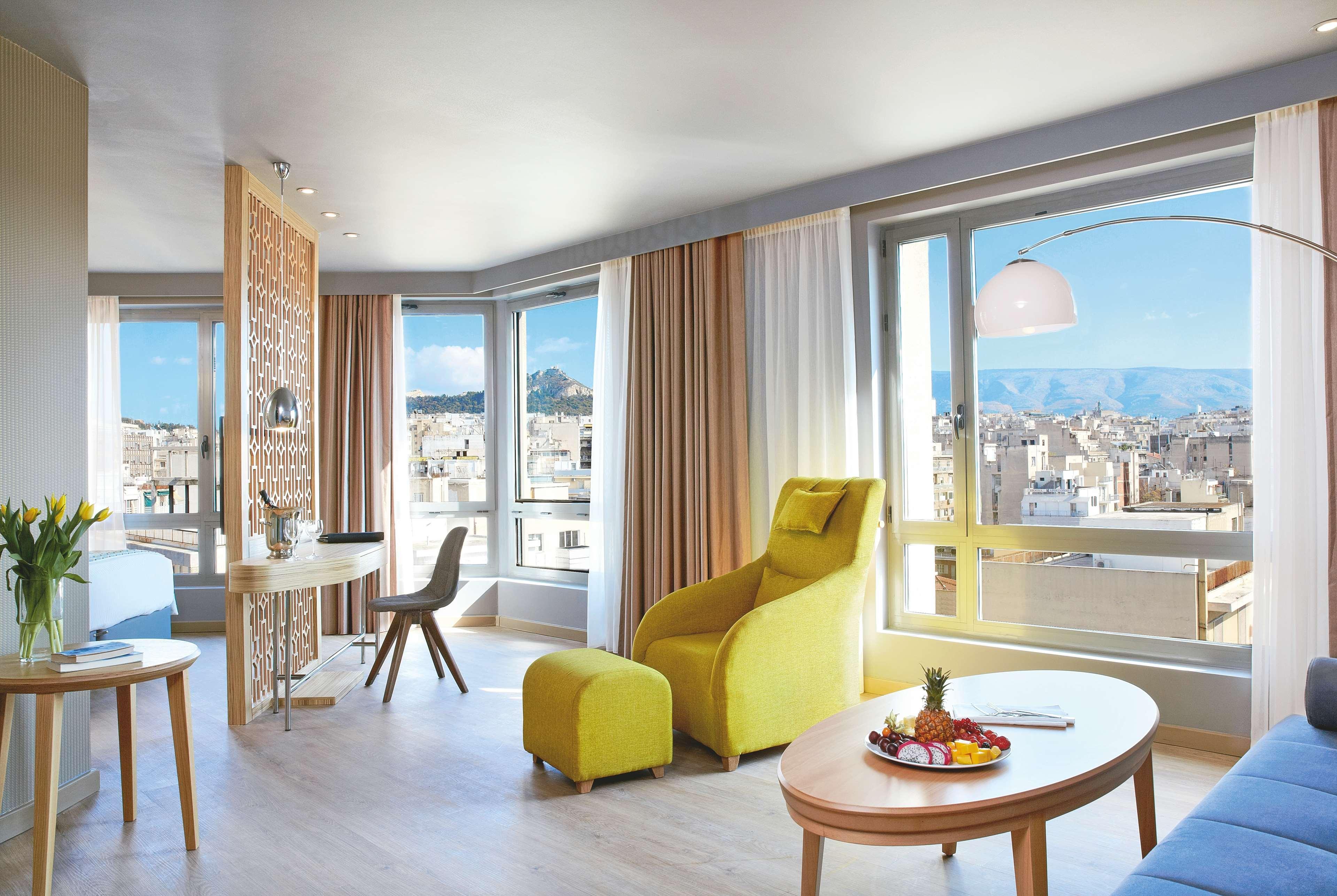 Wyndham Grand Athens Hotel Ngoại thất bức ảnh Suite