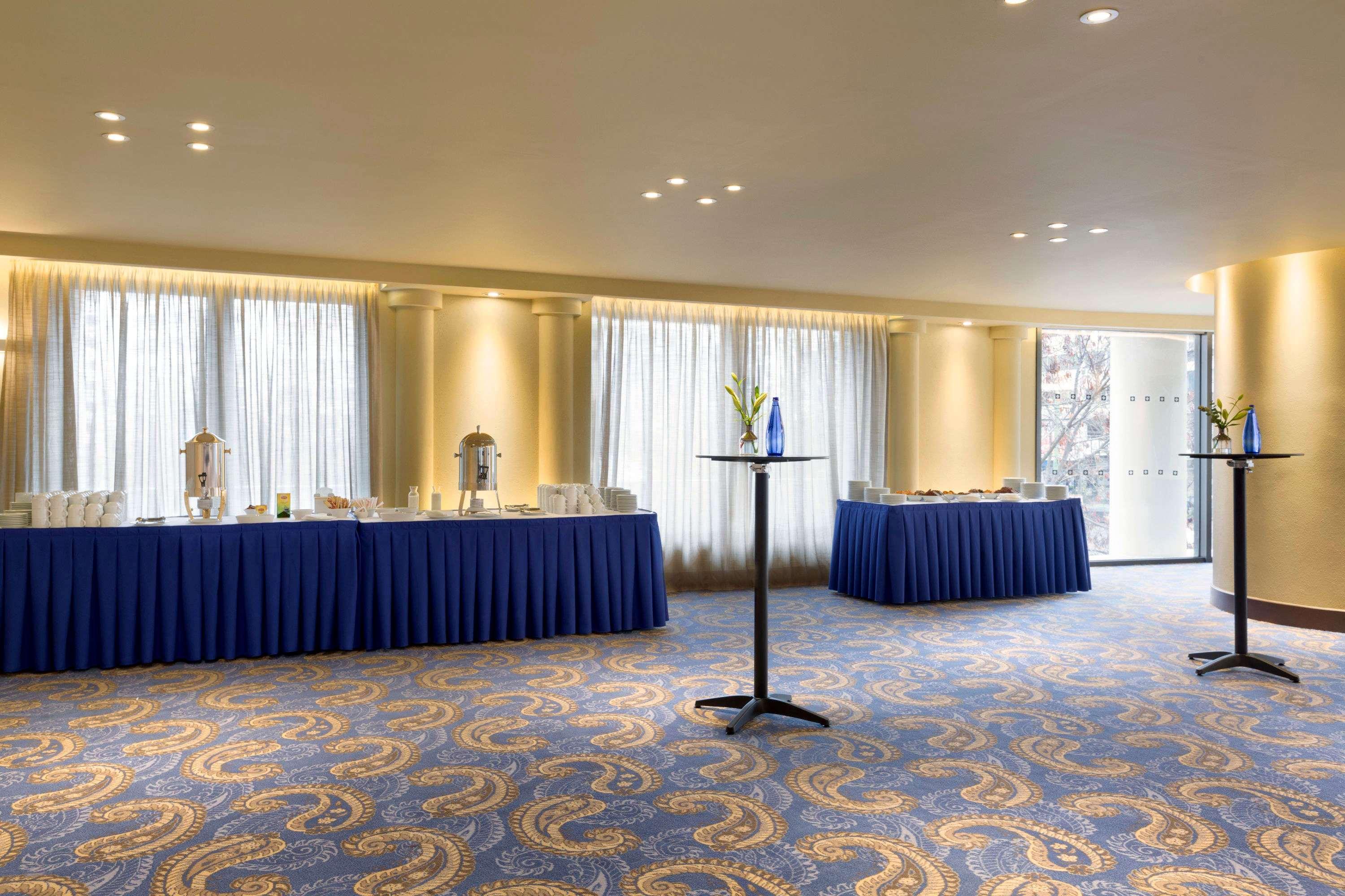 Wyndham Grand Athens Hotel Ngoại thất bức ảnh Meeting room