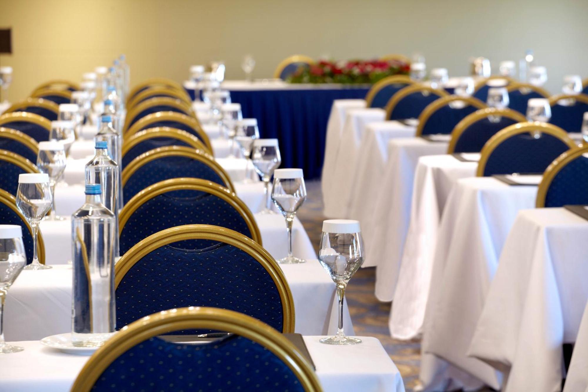 Wyndham Grand Athens Hotel Ngoại thất bức ảnh Banquet hall