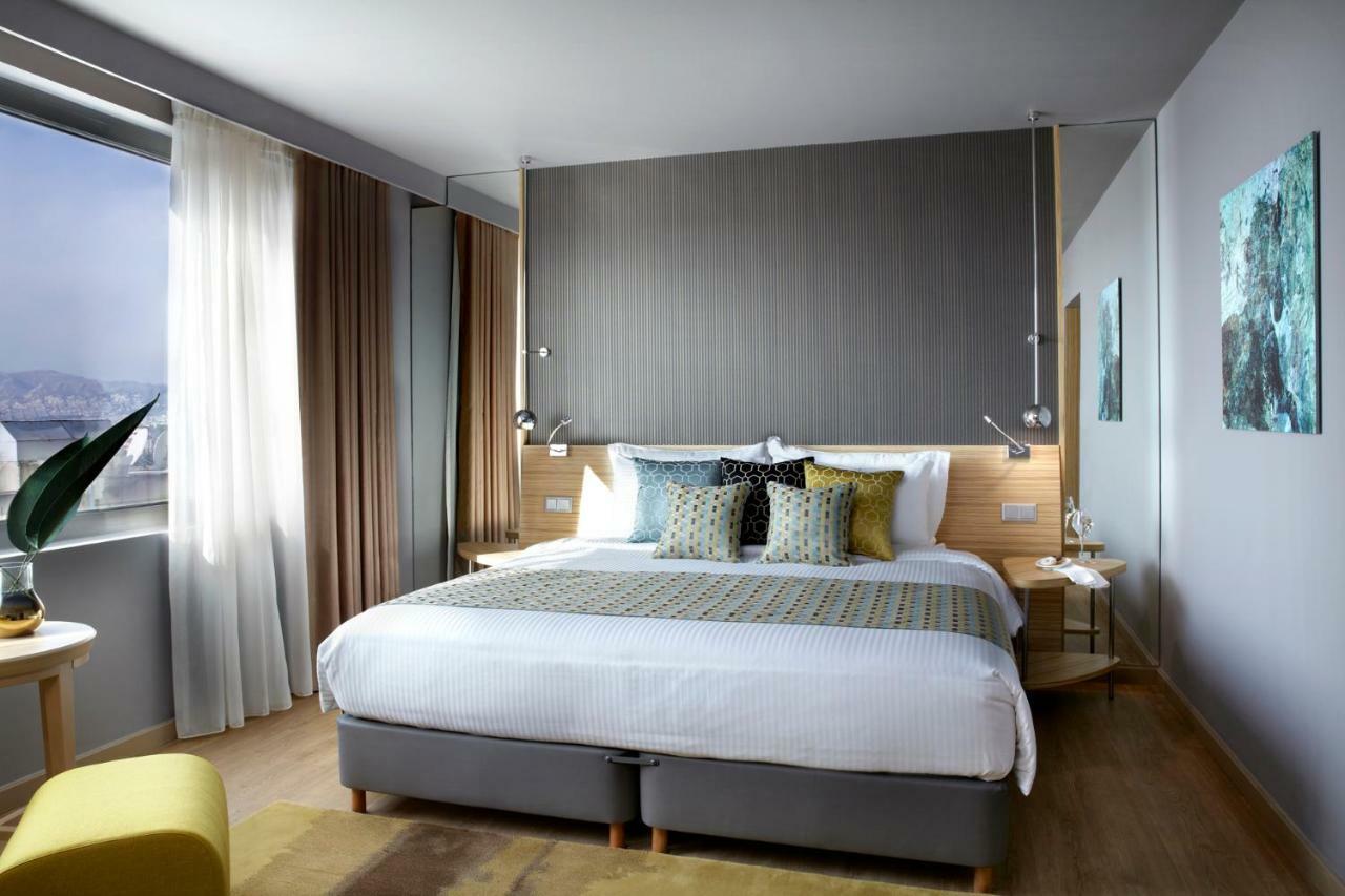 Wyndham Grand Athens Hotel Ngoại thất bức ảnh Deluxe room